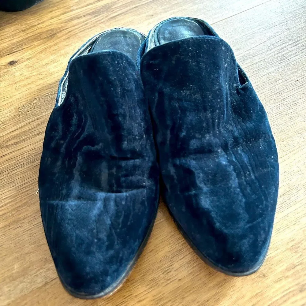 Clergerie black velvet slides 37